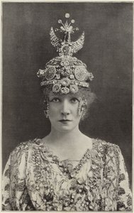 Madame Sarah Bernhardt Theodorana tekijältä English Photographer