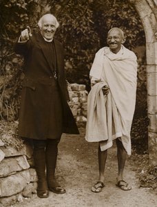 Mahatma Gandhi, intialainen itsenäisyysliikkeen johtaja Britannian vallasta (m/w kuva) tekijältä English Photographer
