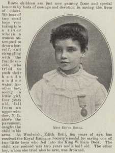 Neiti Edith Brill tekijältä English Photographer