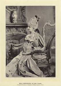 Miss Fortescue, Lady Teazlen roolissa