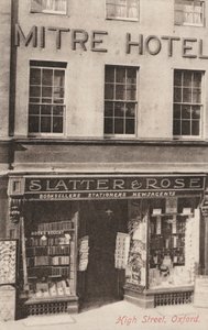 Mitre Hotel ja Slatter and Rose, High Street, Oxford (m/v kuva) tekijältä English Photographer