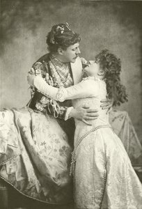 Herra Clyffe ja neiti Lingard hahmona Romeo ja Julia (syväpaino) tekijältä English Photographer