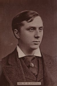 W. H. Kendal tekijältä English Photographer