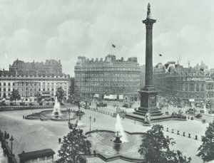 Nelsons-pylväs, Trafalgar Square, Westminster LB: katsot kaakkoon, 1895 tekijältä English Photographer