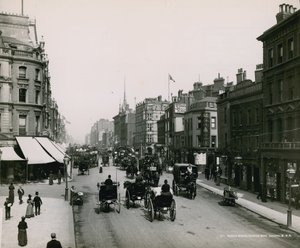 Oxford Street, Lontoo, katsot itään tekijältä English Photographer