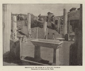 Varakkaan pompejalaisen talon peristyyli tekijältä English Photographer