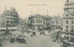 Piccadilly Circus, Lontoo tekijältä English Photographer