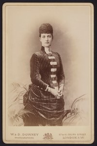 Muotokuva, tanskalainen Alexandra, meni naimisiin prinssi Albert Edwardin, myöhemmin kuningas Edward VII:n kanssa (m/v kuva) tekijältä English Photographer