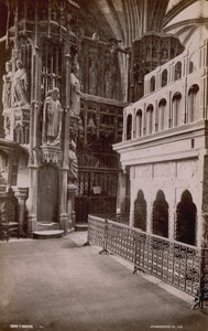 Postikortti, jossa on kuva Henry V Chantryn sisätiloista Westminster Abbeyssa tekijältä English Photographer