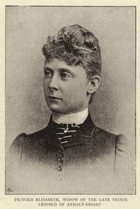 Prinsessa Elizabeth, Anhalt-Dessaun edesmenneen prinssin Leopoldin leski tekijältä English Photographer