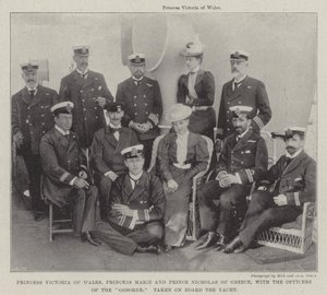 Walesin prinsessa Victoria, prinsessa Marie ja Kreikan prinssi Nicholas yhdessä Osbornen upseerien kanssa otettiin Yachtiin tekijältä English Photographer