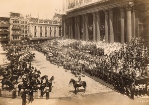 Kuningatar Victoria, Diamond Jubilee -kulkue saavuttaen St Paulsin, 1897 tekijältä English Photographer