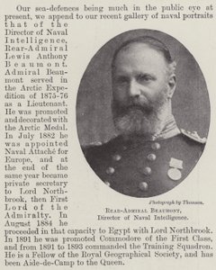 Kontra-amiraali, Beaumont, merivoimien tiedustelupalvelun johtaja tekijältä English Photographer
