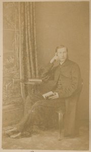Pastori Munro tekijältä English Photographer