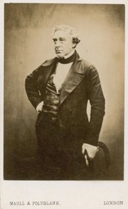 Robert Stephenson tekijältä English Photographer