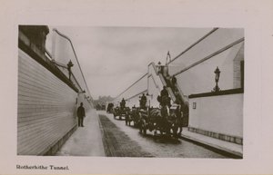 Rotherhithe-tunneli tekijältä English Photographer