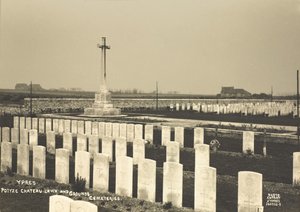Saint-Charles de Potyzen hautausmaa, Ypres tekijältä English Photographer