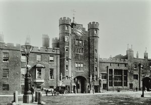 Saint Jamesin palatsi, Saint Jamesin palatsi, Westminster LB: Saint Jamess Streetiltä, 1896 tekijältä English Photographer