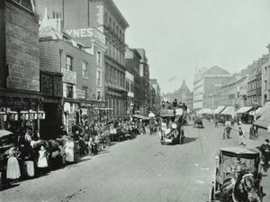 Shoreditch High Street: katsot pohjoiseen, 1896 tekijältä English Photographer