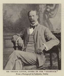 Sir Thomas Lipton, Shamrockin omistaja tekijältä English Photographer