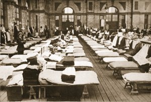Nukkumapaikka: Pieni sali, Alexandra Palace, kuvitus saksalaisista vangeista Isossa-Britanniassa (syväpaino) tekijältä English Photographer