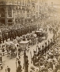 Stereoskooppinen printti Queen Victorias Diamond Jubileesta 28. kesäkuuta 1897 tekijältä English Photographer