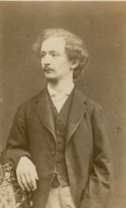 Swinburne tekijältä English Photographer