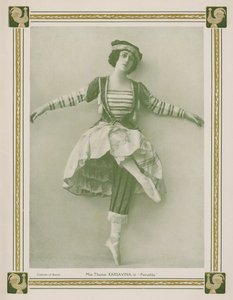 Tamara Karsavina, venäläinen primabalerina Ballets Russes -tuotannossa Igor Stravinskyn baletista Petruška (m/v kuva) tekijältä English Photographer