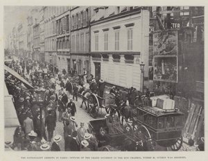 Nationalistien pidätykset Pariisissa, Grand Occidentin toimistot Rue Chabrolilla, missä M Guerin piiritettiin tekijältä English Photographer