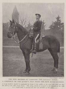 Uusi ratsuväkikiväärin kantotapa, Queens Baysin kaprali uudella varusteella tekijältä English Photographer