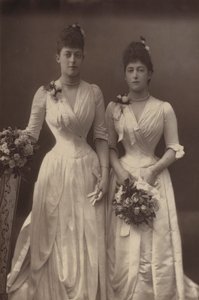 Walesin prinsessat Victoria ja Maud tekijältä English Photographer