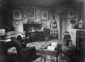 The Queens Sitting Room, Villa Hohenlohe, Baden-Baden, 1860-luvun loppu tekijältä English Photographer