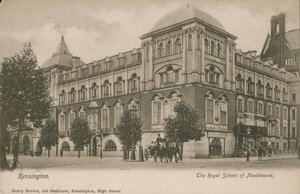 Royal School of Needlework, Kensington, Lontoo tekijältä English Photographer