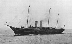 Royal Yacht Victoria and Albert (m/w kuva) tekijältä English Photographer