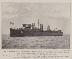 Torpedo-Boat Destroyer Recruit, juuttunut Veric Rockiin, Cape Cornwallin edustalla, St Justissa, 27. toukokuuta tekijältä English Photographer