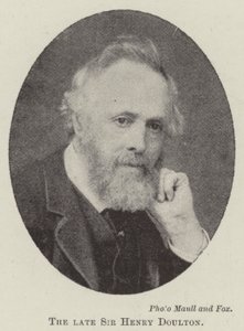 Edesmennyt Sir Henry Doulton tekijältä English Photographer