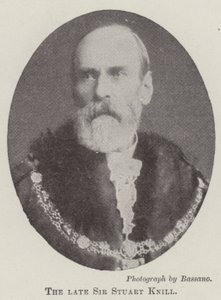Edesmennyt Sir Stuart Knill tekijältä English Photographer
