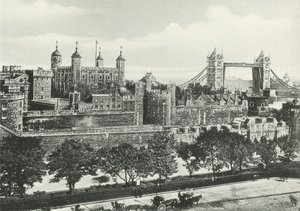 Tower of London ja Tower Bridge tekijältä English Photographer