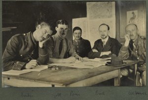 Tucker, Golt, Paris, Bull, Atkins, n. 1916 tekijältä English Photographer