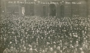 Kahden minuutin hiljaisuus Mansion Housessa Lontoossa, 11. marraskuuta 1921 tekijältä English Photographer