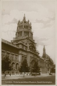 Victoria and Albert Museum, South Kensington, Lontoo tekijältä English Photographer