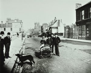 Wandsworth High Street: katsot länteen, 1890 tekijältä English Photographer