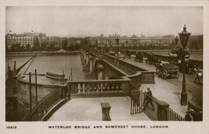 Waterloo Bridge ja Somerset House, Lontoo tekijältä English Photographer