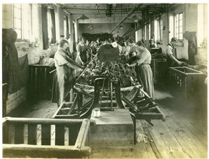 Käämityshuone, Hughesin tehdas nro 2, 1923 tekijältä English Photographer