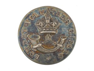 Button, Bombay Volunteer Rifles, ennen 1901 tekijältä English School