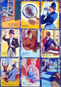 Kortteja englantilaiselle perheelle Murder Mystery -korttipeli I Commit, n. 1930 tekijältä English School