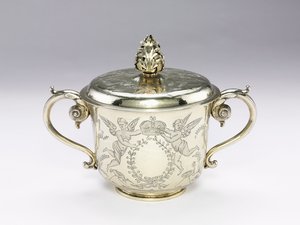 Covered Cup, 1686 tekijältä English School