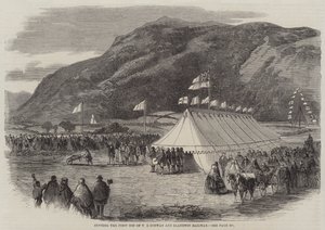 Conwayn ja Llanrwstin rautatien ensimmäisen turvon leikkaaminen (kaiverrus) tekijältä English School