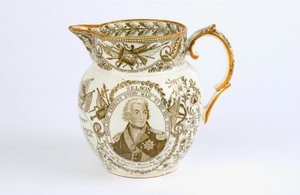 Kannu siirtokuvioineen Horatio Nelsonin (1758-1805) n. 1805 taisteluiden ja kunnianosoitusten muistoksi (keramiikka) tekijältä English School
