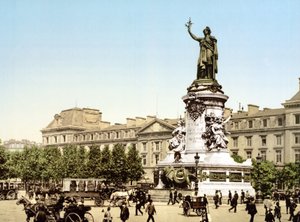 Paris (käsin värjätty valokuva) tekijältä English School